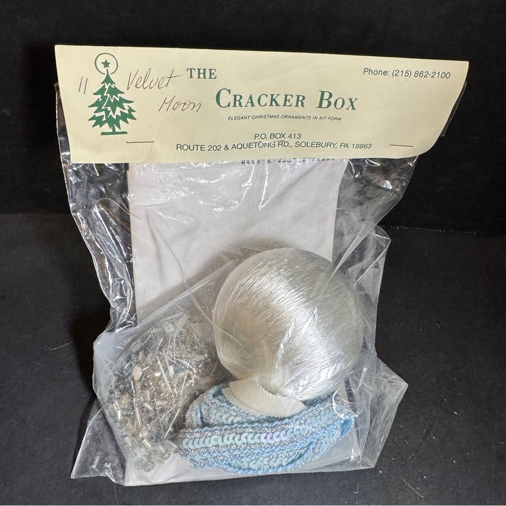 The Cracker Box "Velvet Moon" Vintage Christmas Ornament Kit [Item 0213]